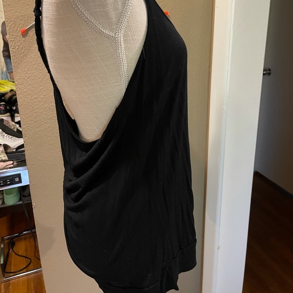 Tank - Picture 2 of 4